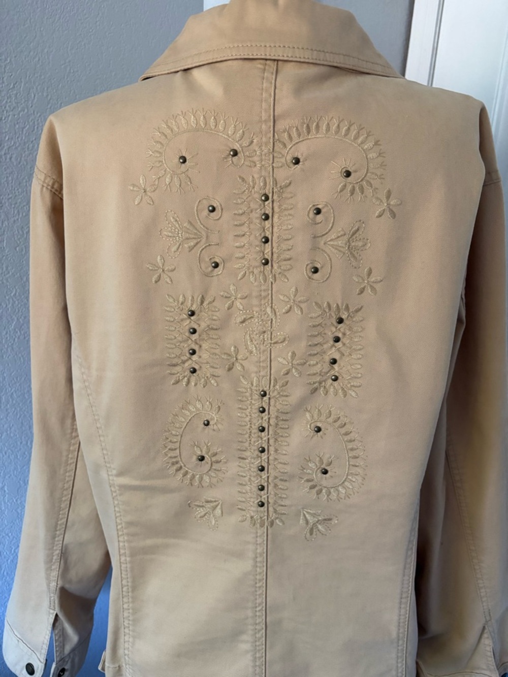 Chicos western soft cotton blend light tan embroidered detail jacket size 3 - Picture 5 of 8